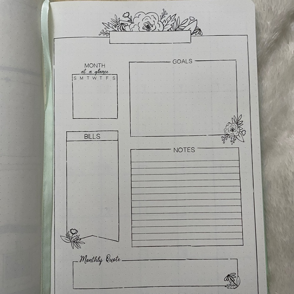 Dotted Journal/Planner - Picture 4 of 10
